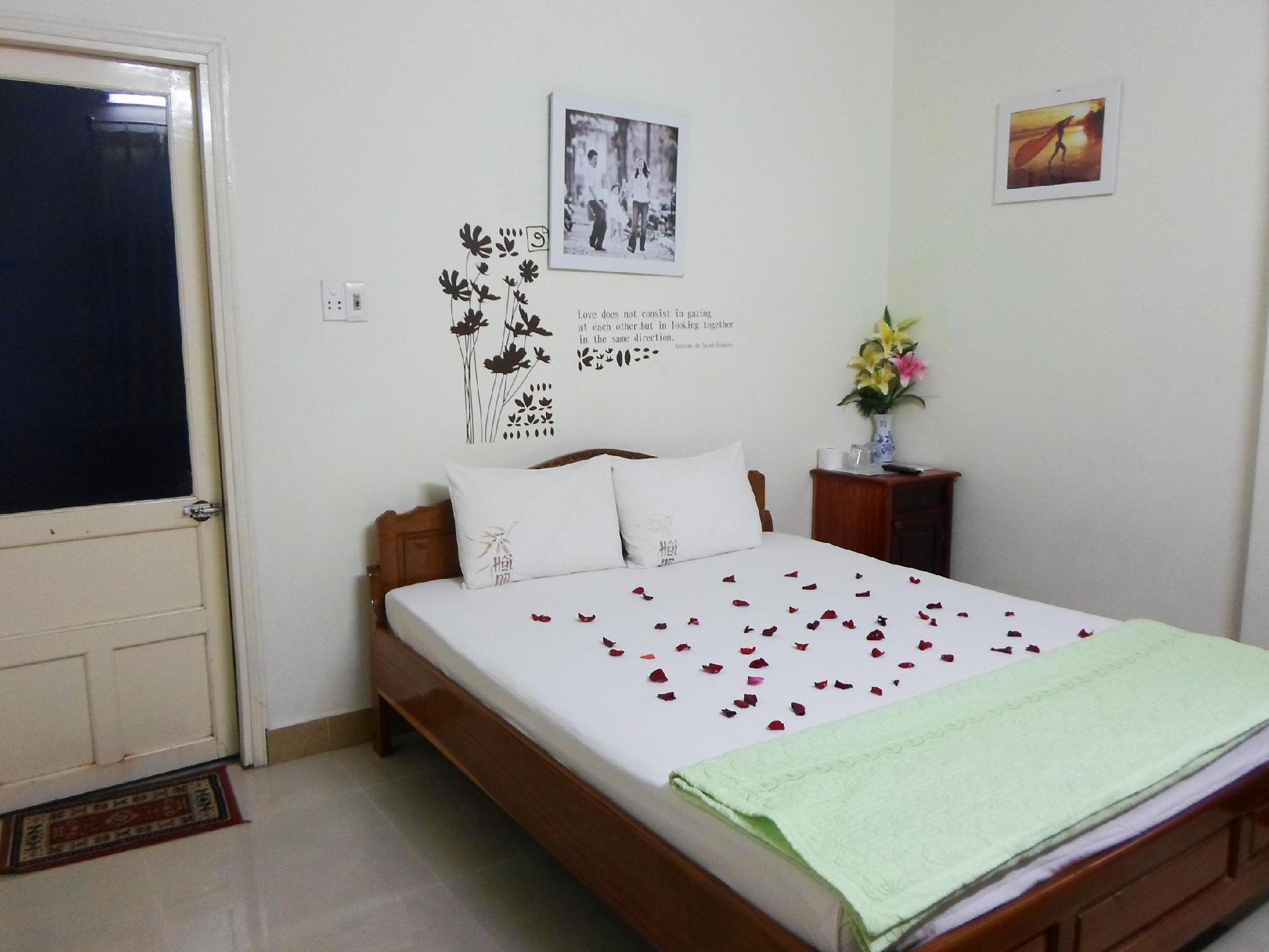 Lucky House Hotel — 10