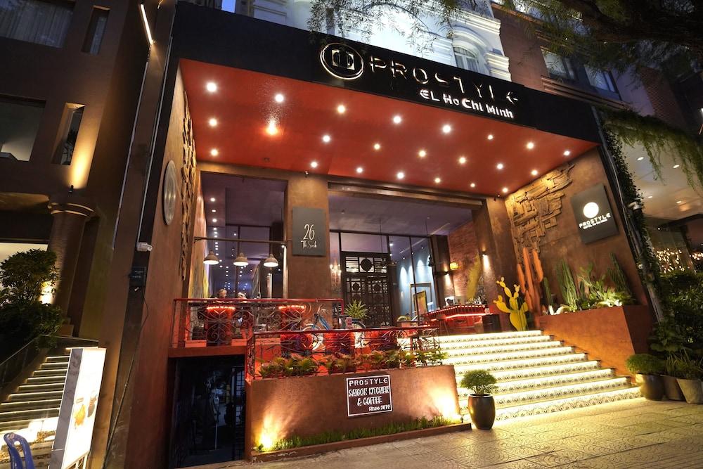 M Village Premier Hotel Thi Sach — 2