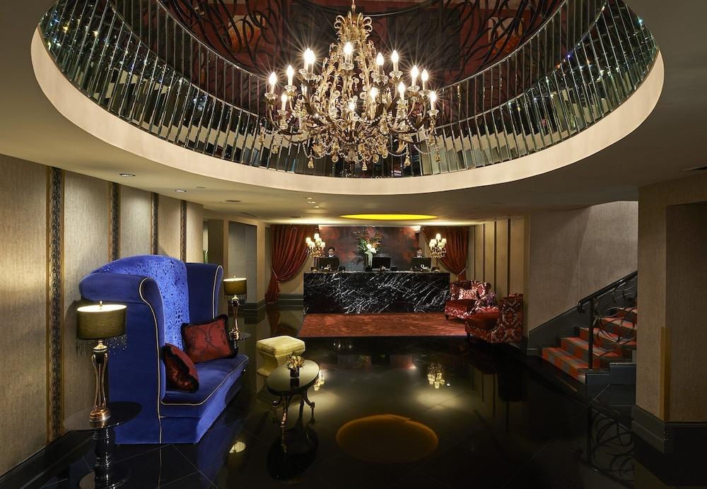 The Scarlet Singapore — 10