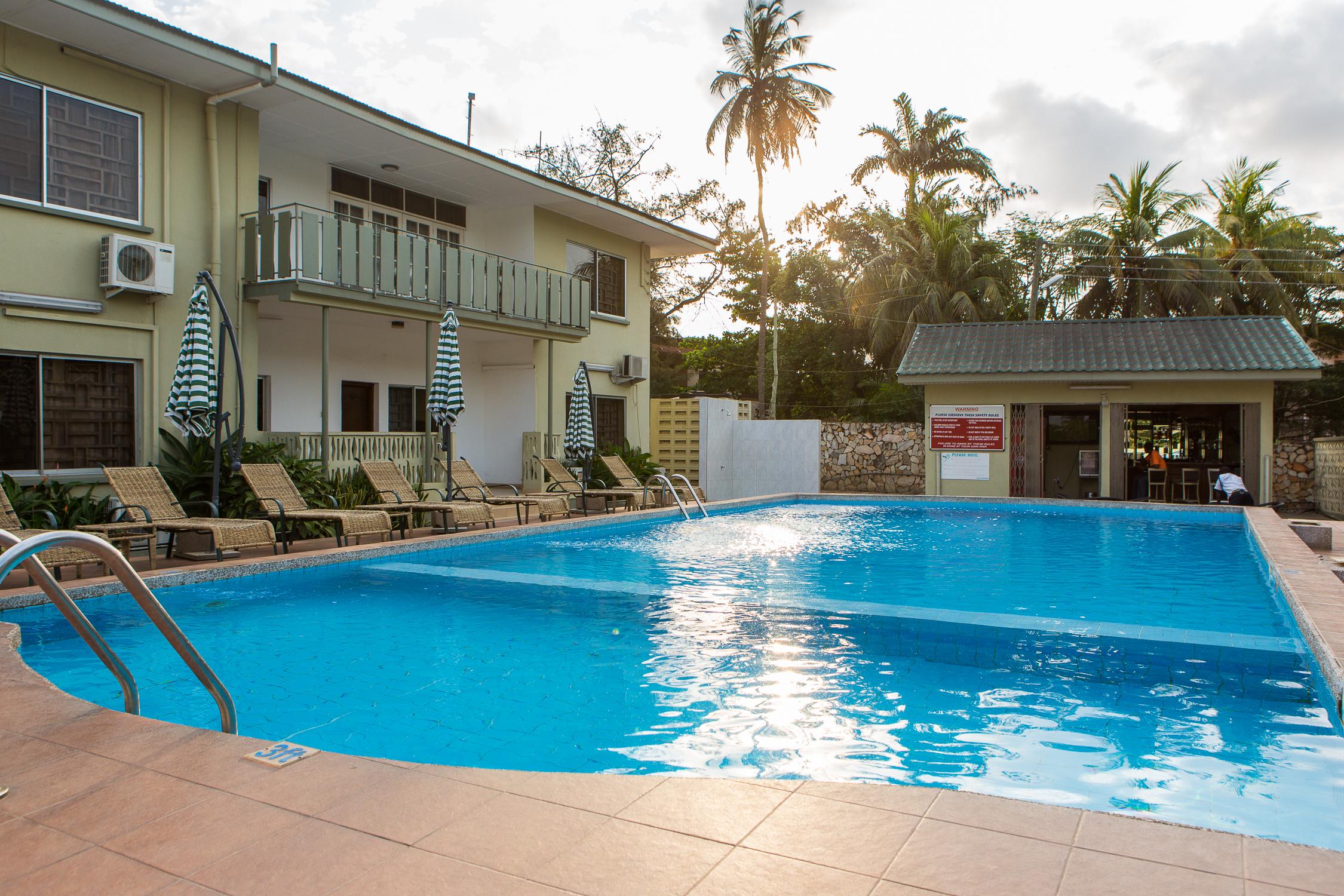 Sunlodge Hotel 1150158 — 2