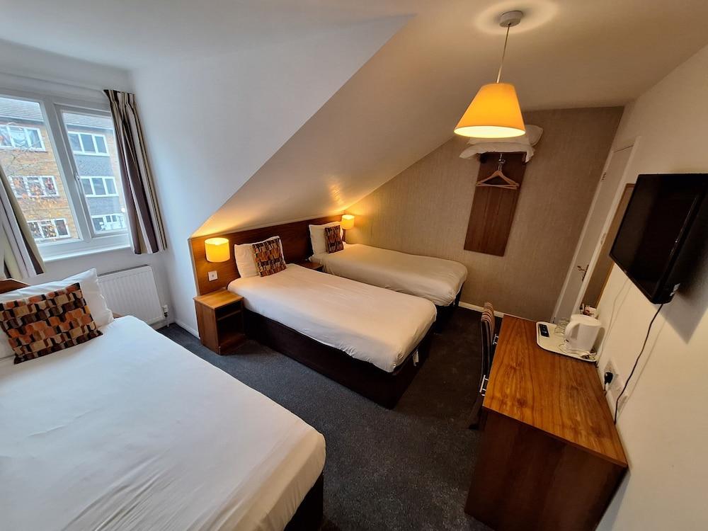 Stockwood Hotel — 7