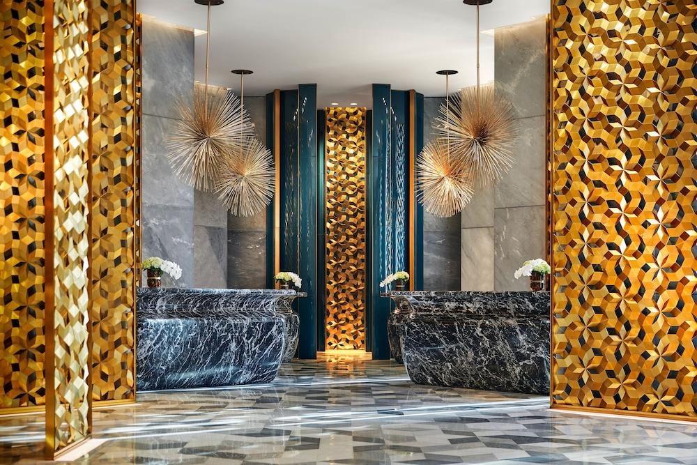 FIVE Palm Jumeirah Hotel — 5