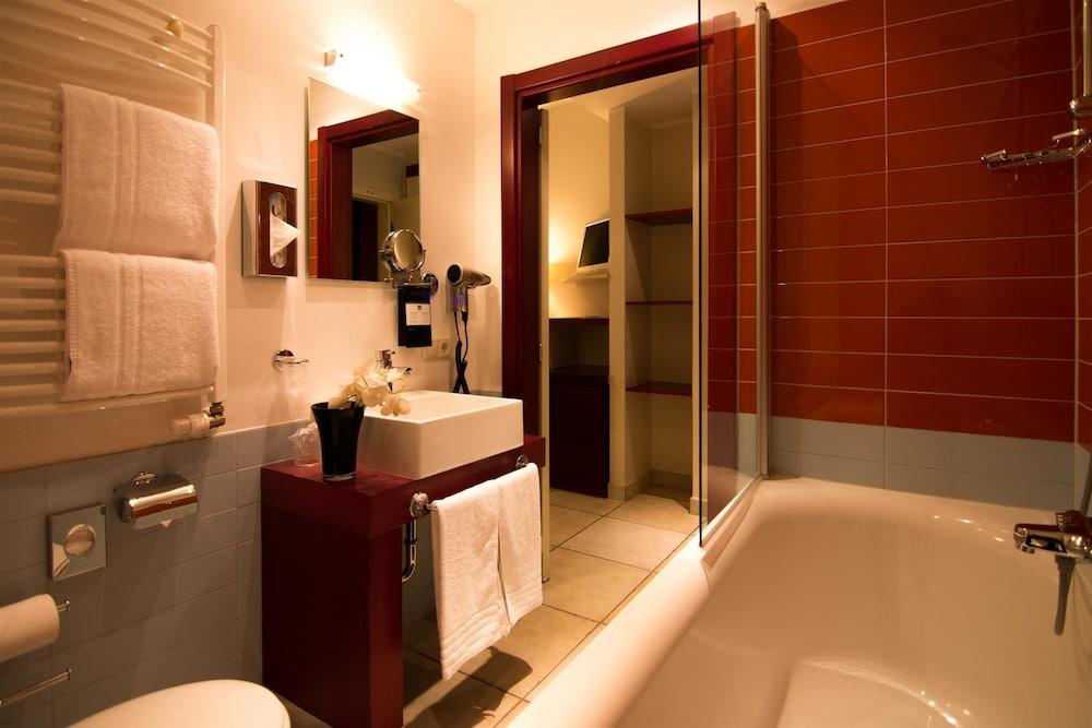 Best Western Plus Grand Hotel Victor Hugo 946275 — 9