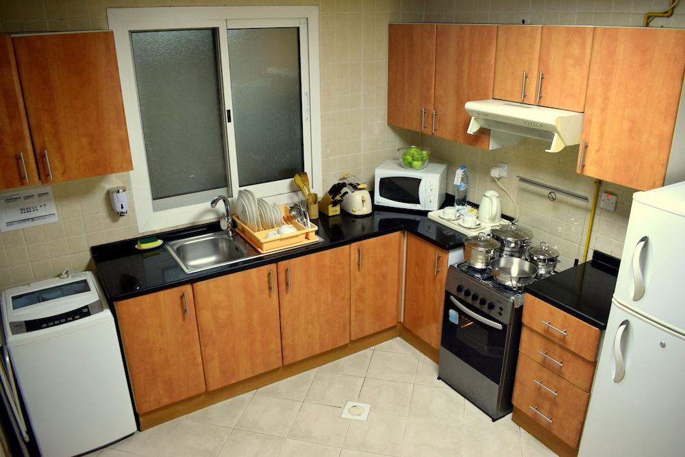 Emirates Stars Hotel Apartments - Dubai — 8