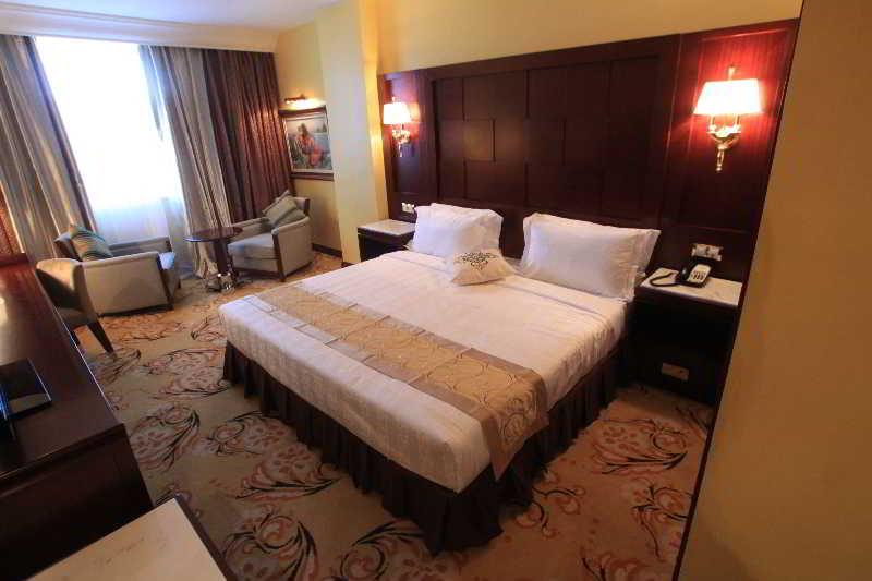 Oasis Hotel — 8