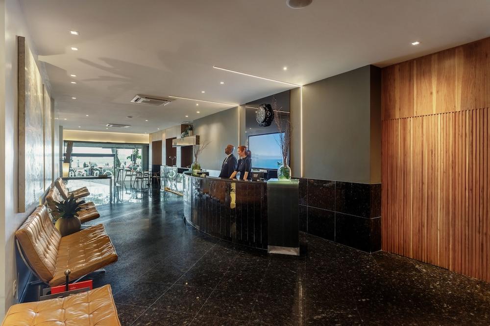 Orla Copacabana Hotel — 8