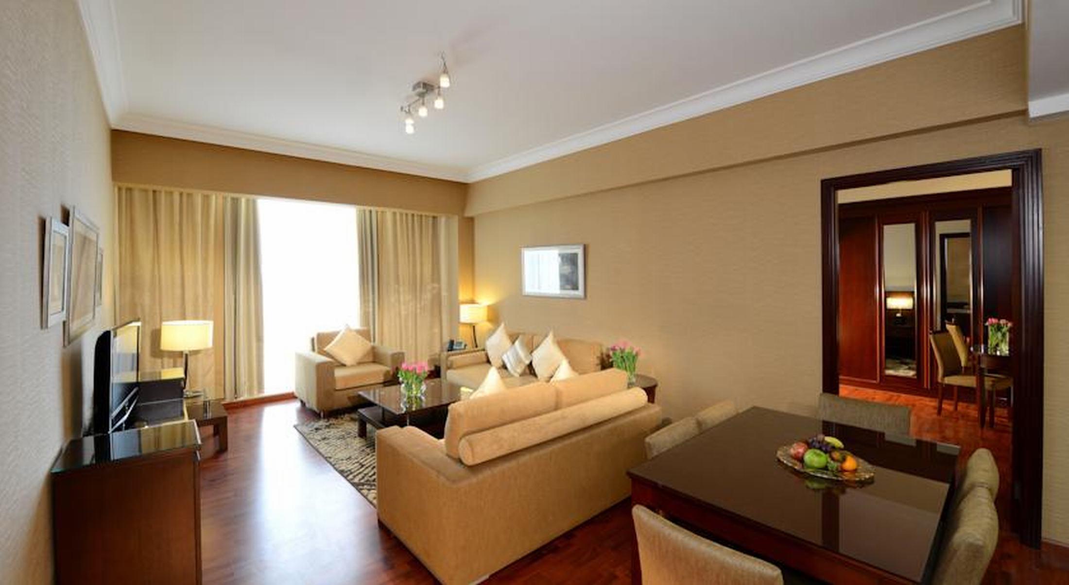 Grand Millennium Dubai — 1