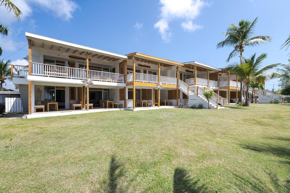MoonRaker Beach Hotel 1195228 — 10