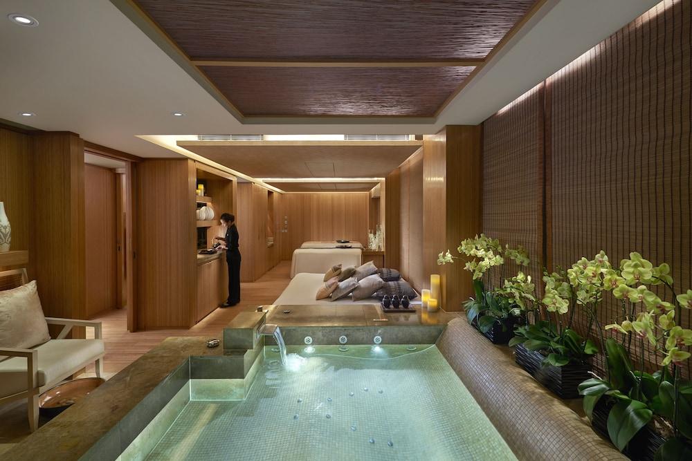 Landmark Mandarin Oriental 86355 — 2