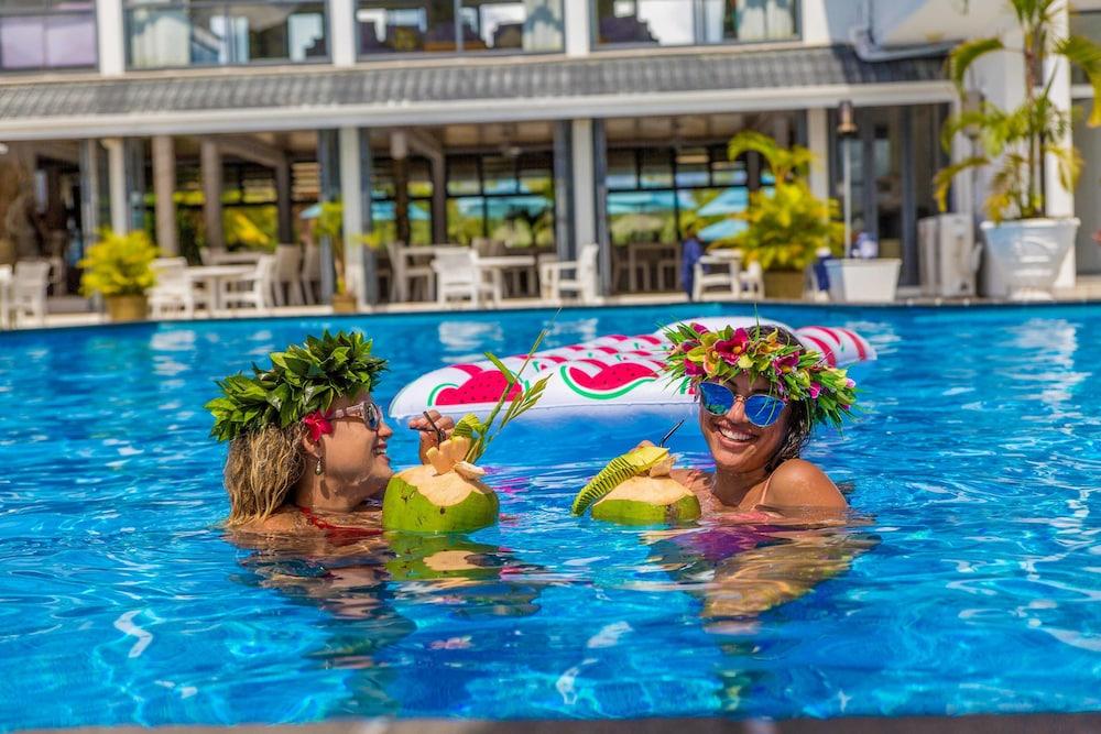 MURI BEACH CLUB HOTEL — 9