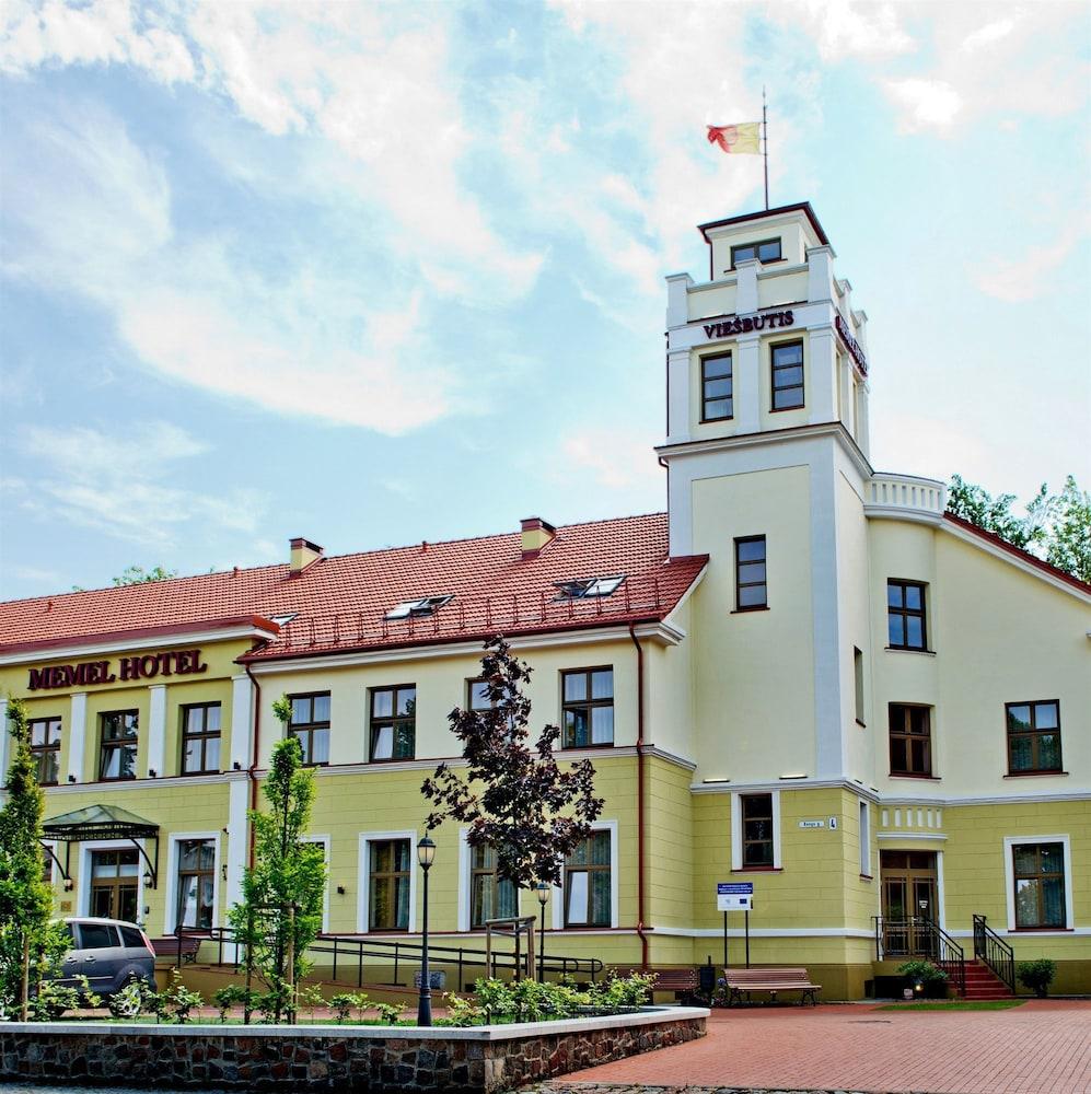 Memel Hotel 1058618 — 1