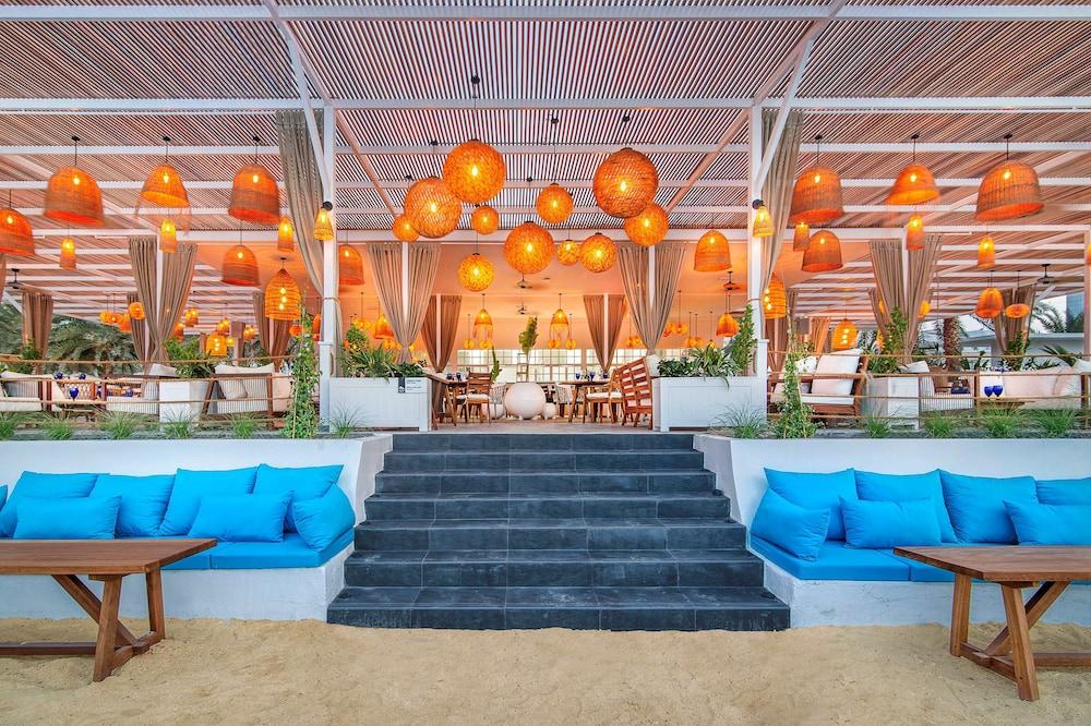 Radisson Blu Hotel and Resort Abu Dhabi Corniche — 7