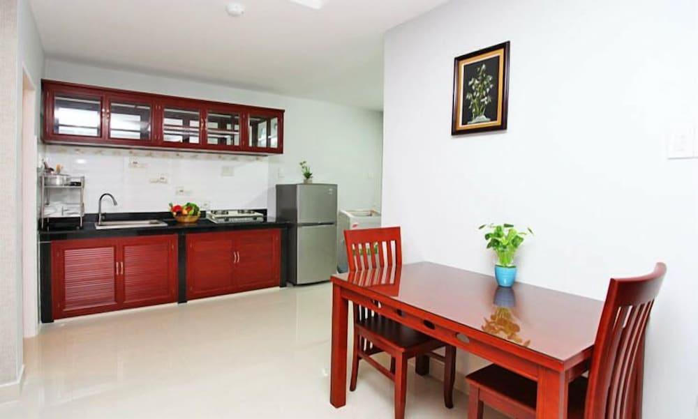 White Swan Apartment — 2