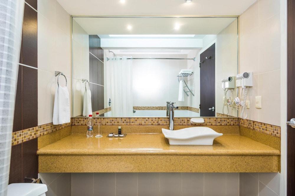 Hotel GH Galeria 1159488 — 10