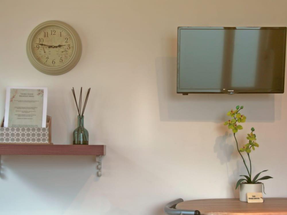 Thorn House Bed & Breakfast — 4