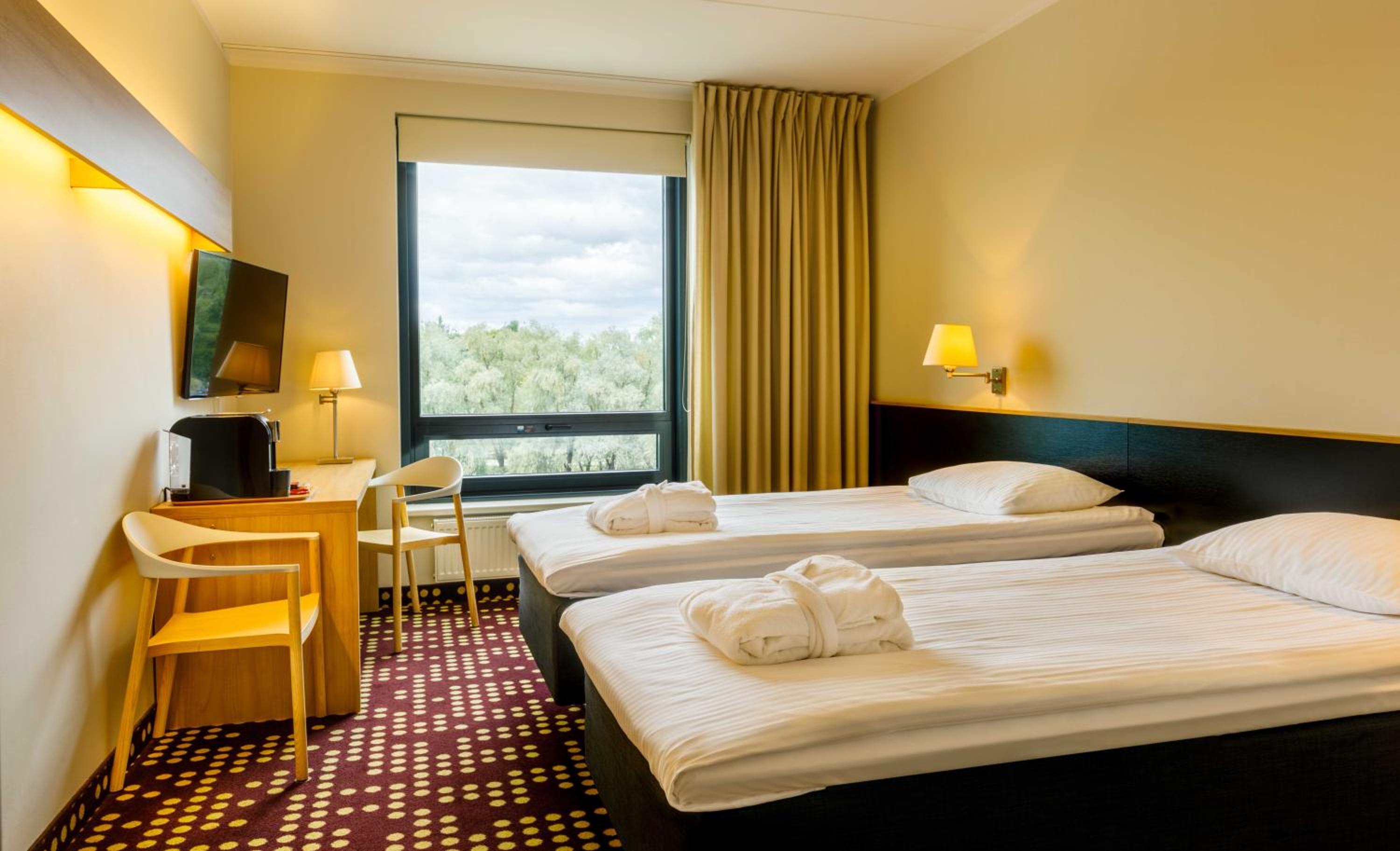 HOTEL DORPAT 1025278 — 7