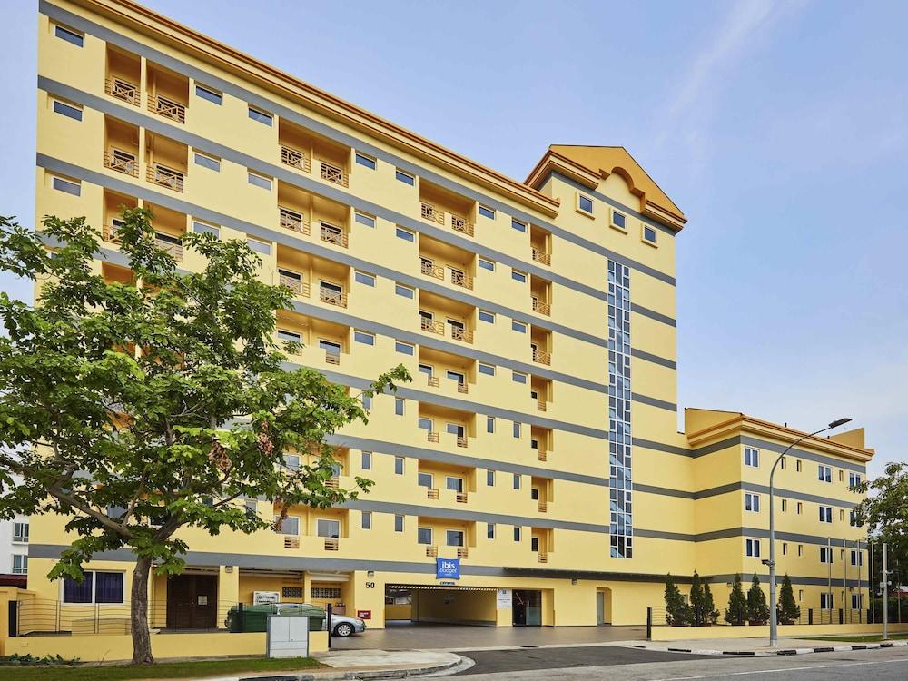 ibis budget Singapore Crystal — 3