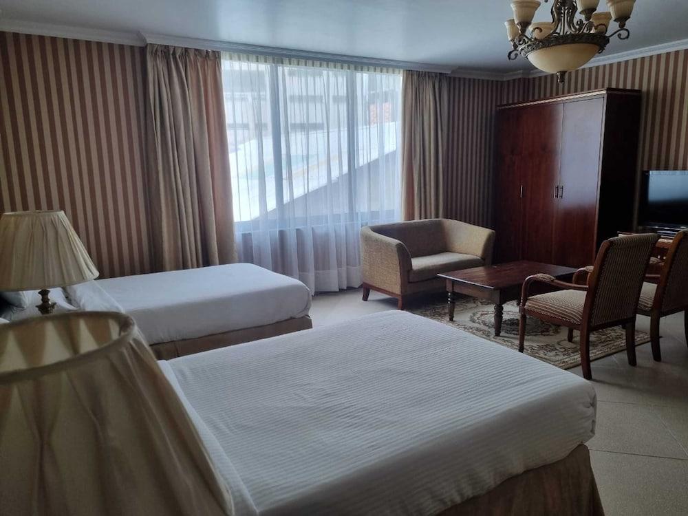 The Residence Suite Hotel — 10