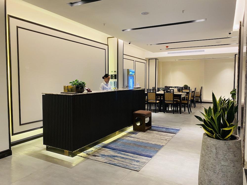 Central Park Saigon Hotel — 3