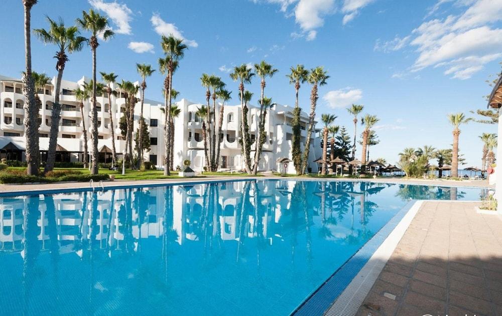 ORIENT PALACE HOTEL 891555