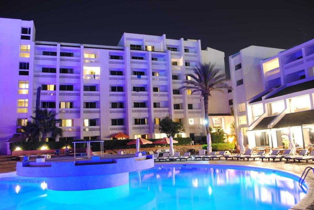 Hamilton Agadir — 4