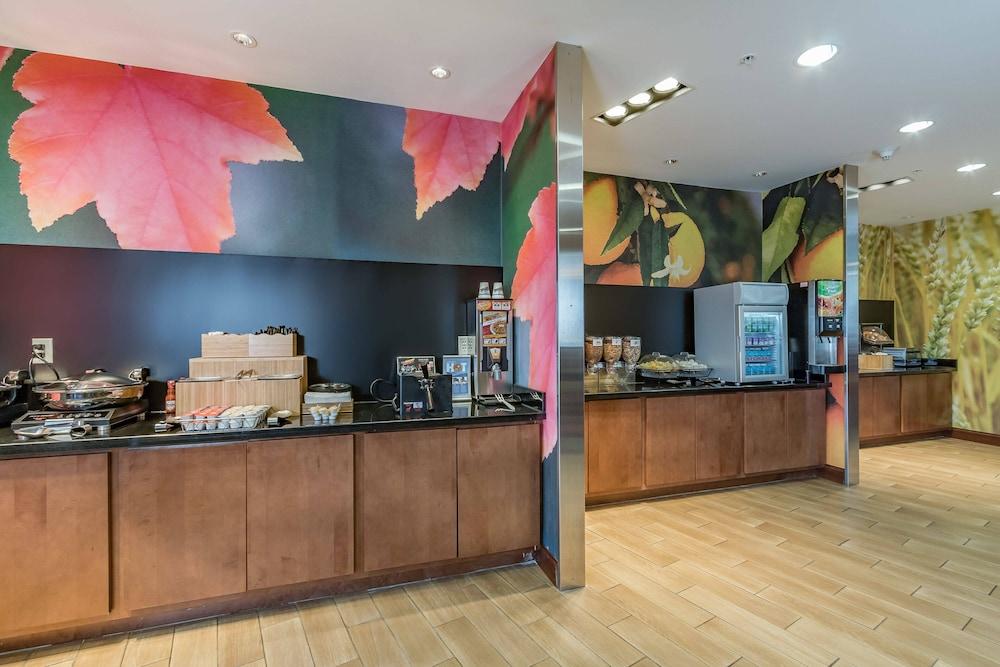 FAIRFIELD INN AND SUITES BY MARRIOTT ELKHART — 3