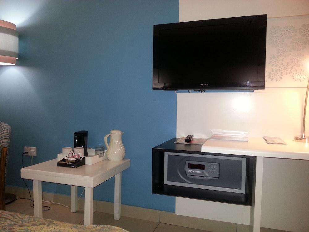 Peermont Metcourt - Francistown — 5