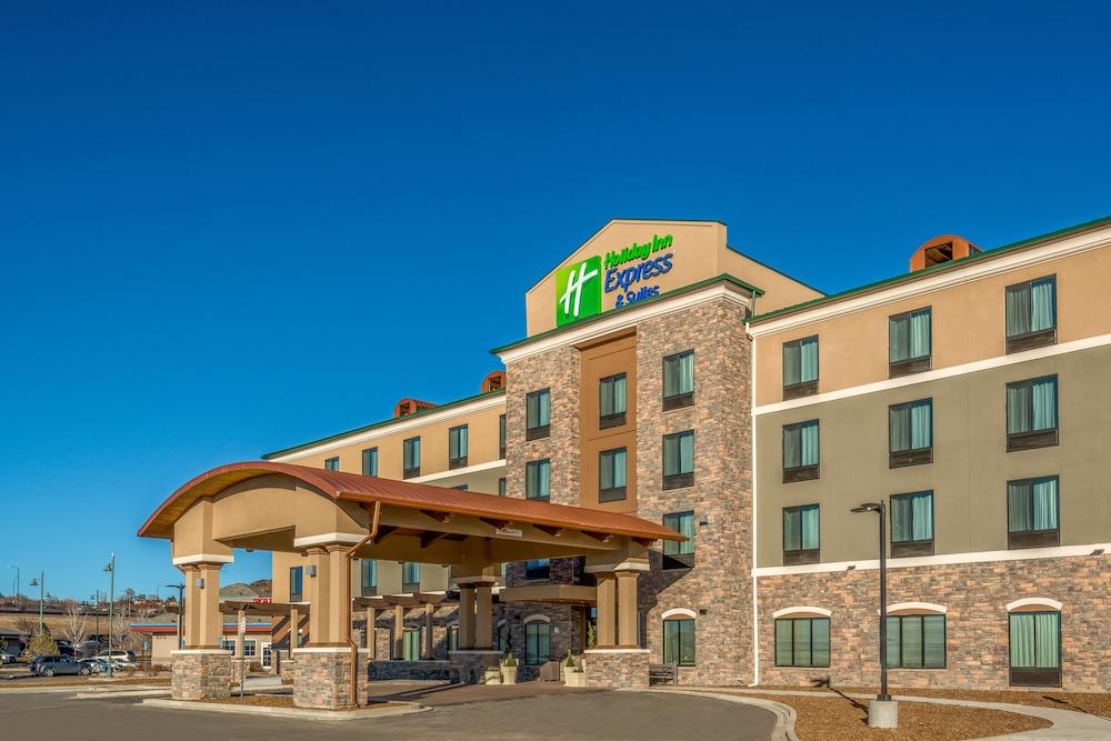 Holiday Inn Express & Suites Denver South - Castle Rock — 1