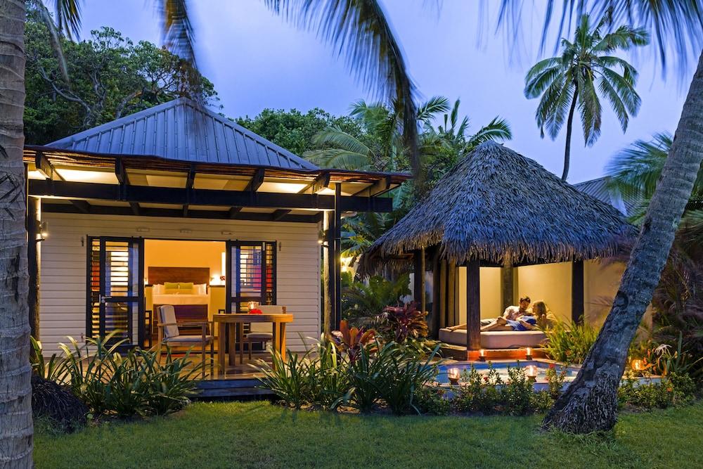 MATAMANOA ISLAND RESORT