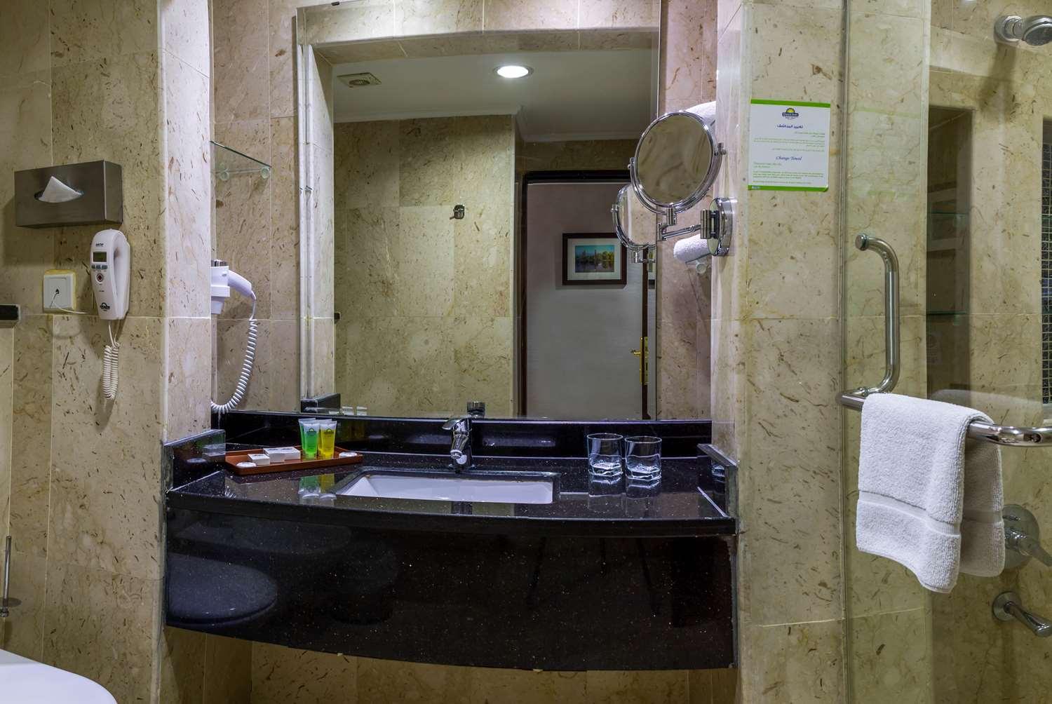 Days Inn by Wyndham Hotel Suites Amman — 6