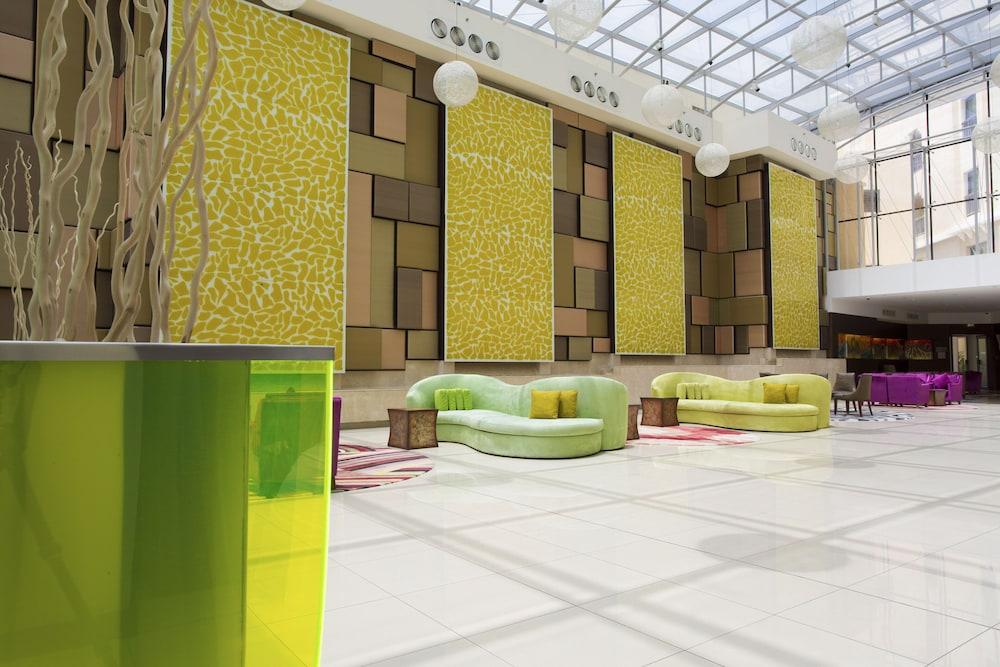 Traders Hotel Qaryat Al Beri — 9