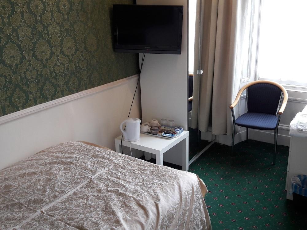 Capital Guest House — 2