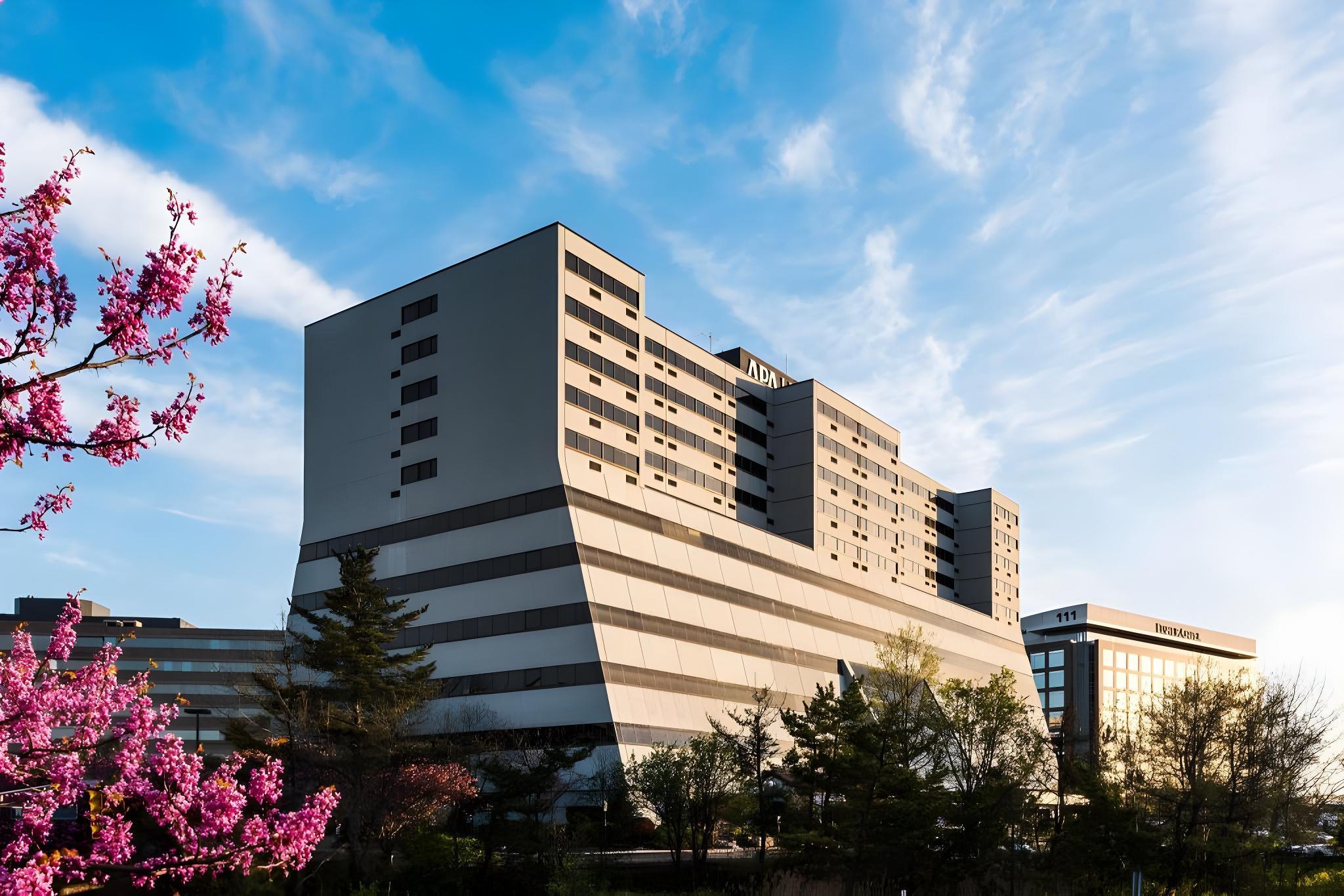 Apa Hotel Woodbridge — 2