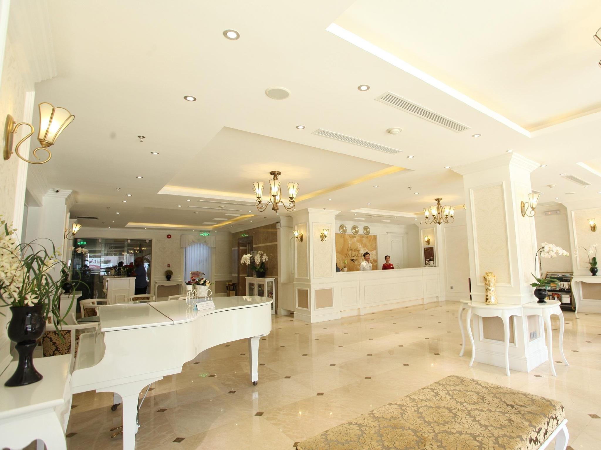 City Bay Palace Hotel — 5