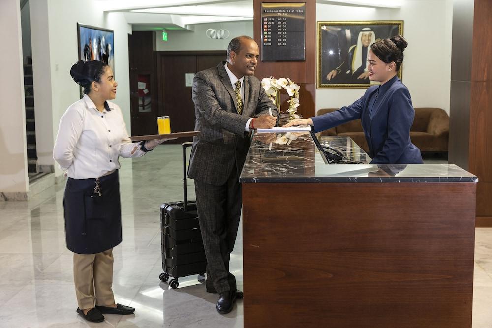 Nova Park Hotel — 5
