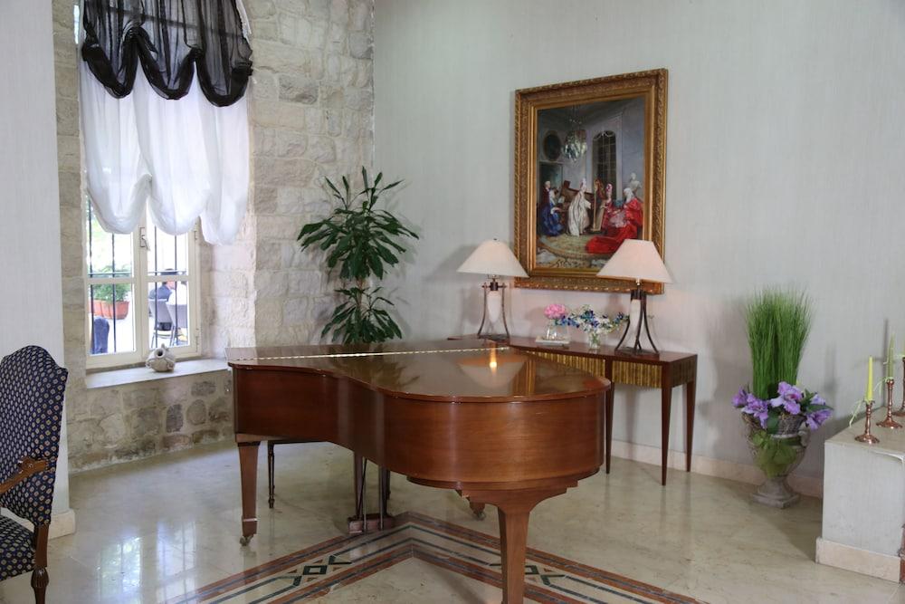 Grand Kadri Hotel Zahle — 6