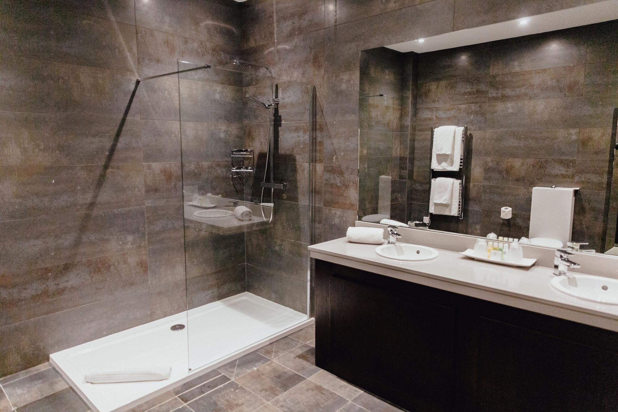 Great Victoria Hotel — 6