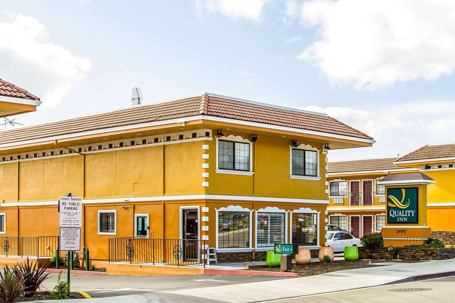 Bay Area Inn & Suites — 9