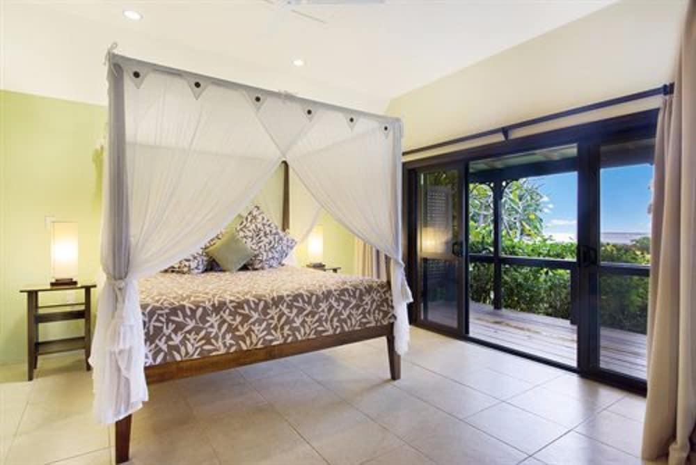 Sea Change Villas — 8