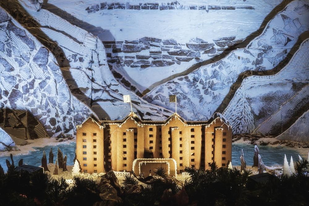 Fairmont Chateau Lake Louise — 2