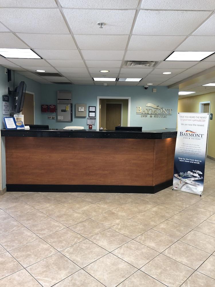 Baymont By Wyndham Jacksonville — 7