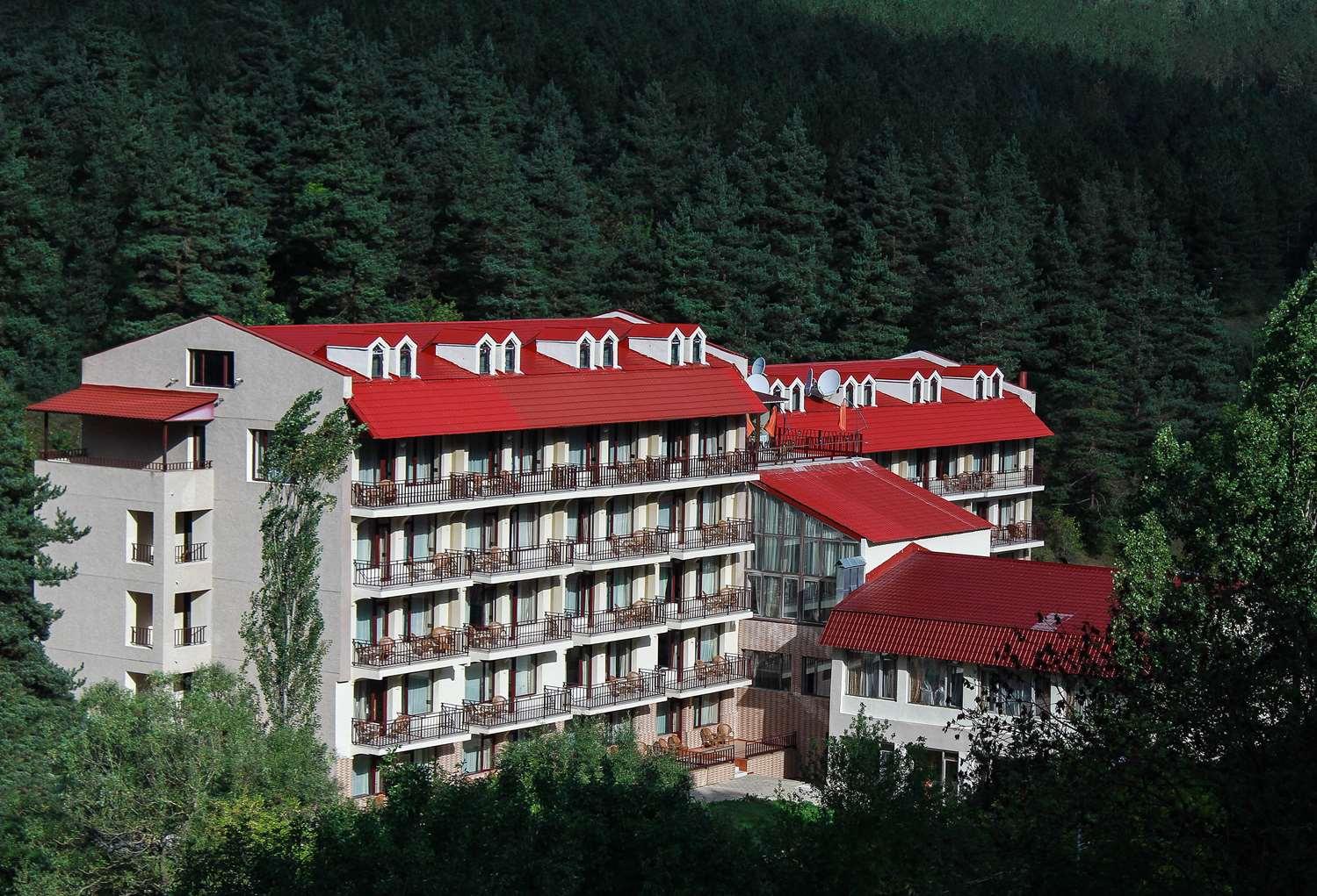 Best Western Plus Paradise Hotel Dilijan 1031868 — 5