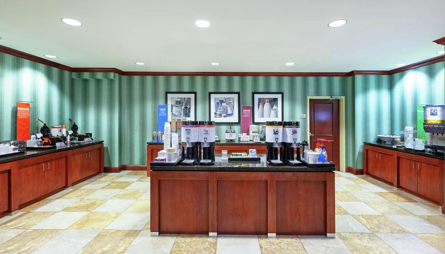 Hampton Inn & Suites El Paso West — 7