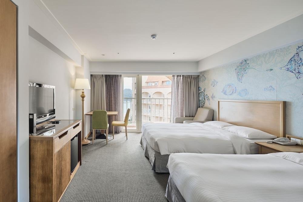 Howard Beach Resort Green Bay 884055 — 7