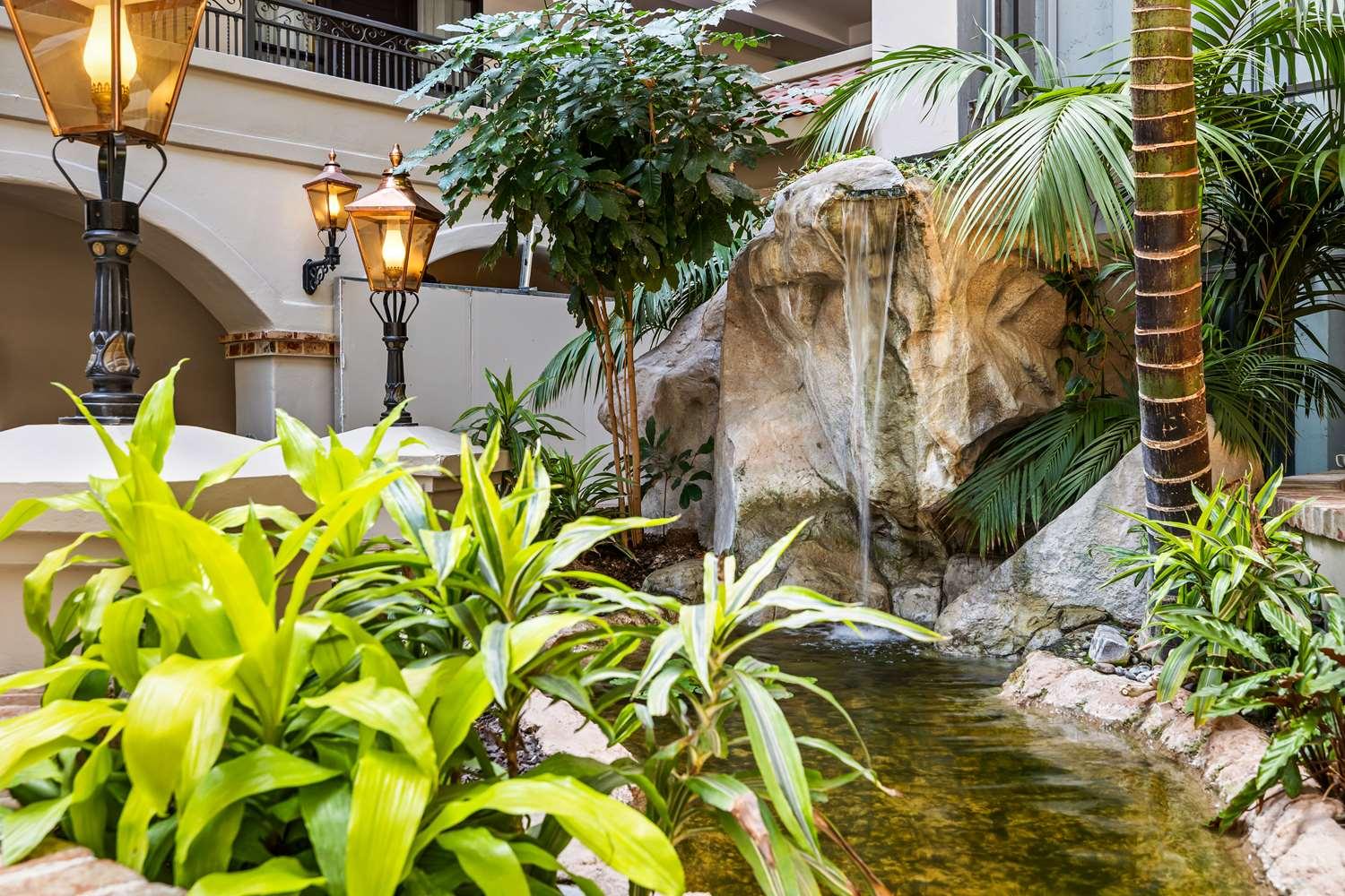 Embassy Suites by Hilton Los Angeles International Airport South — 1