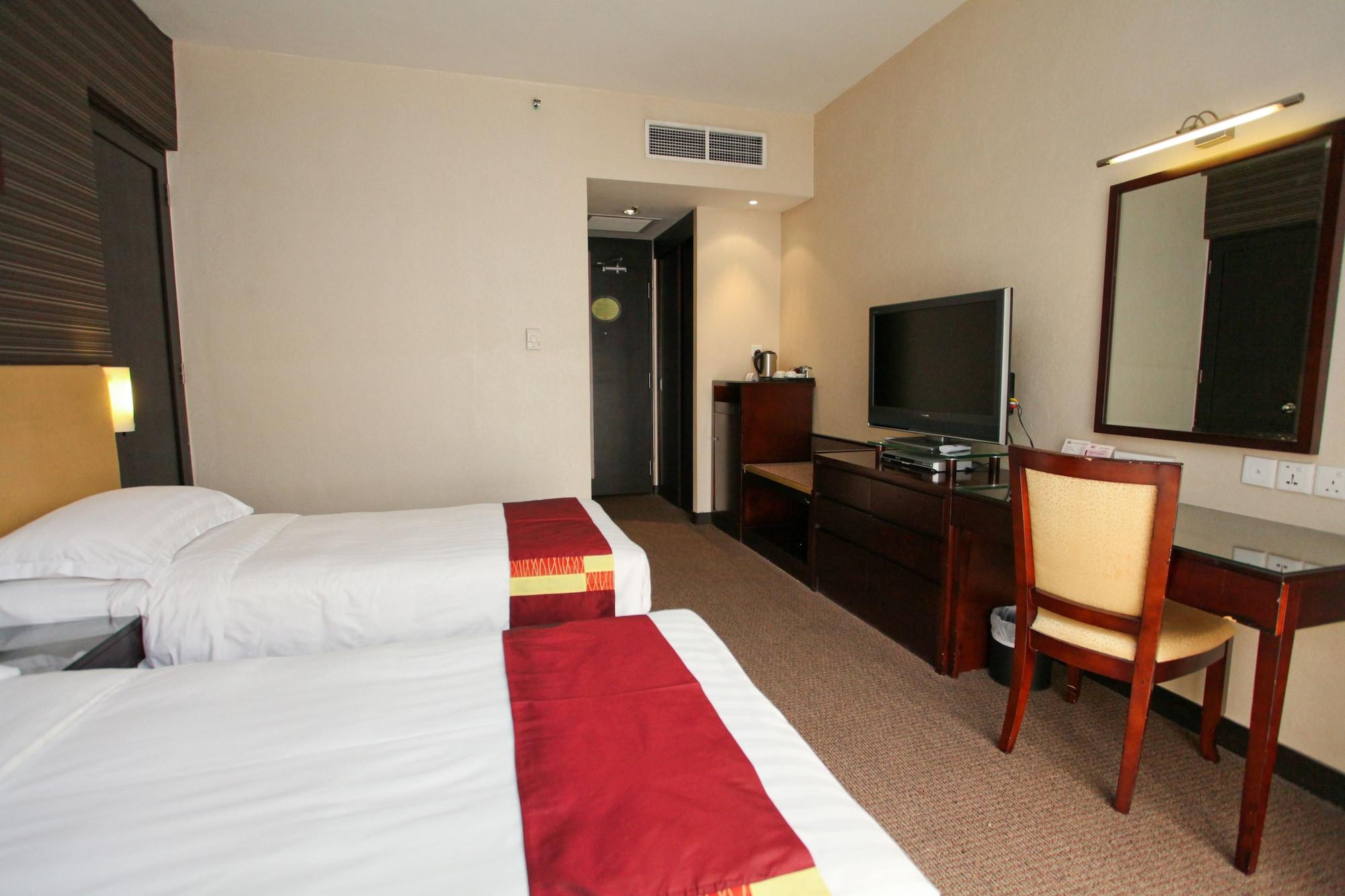 Hotel Royal Queens — 10