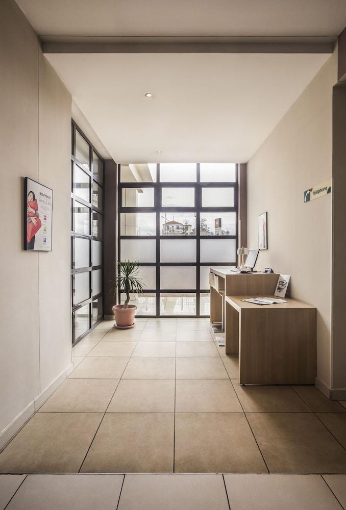 Ibis Constantine Hotel — 8