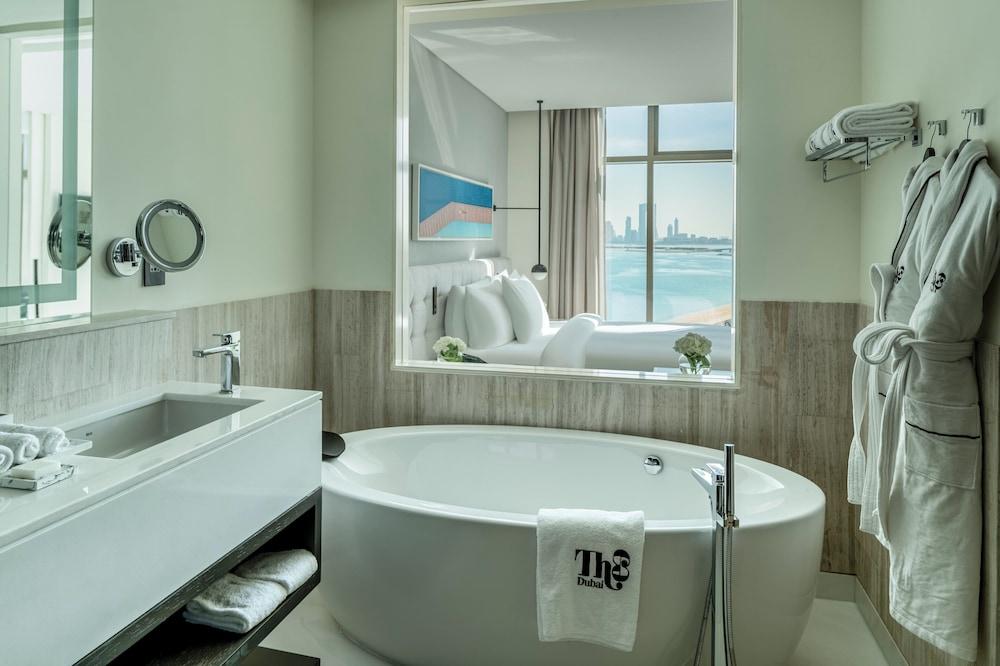 Th8 Palm Dubai Beach Resort, Vignette Collection — 10