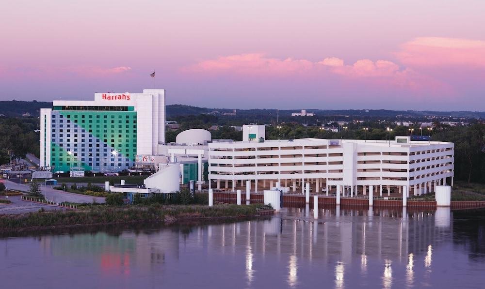 Harrah's Council Bluffs - A Caesars Rewards Destination — 7