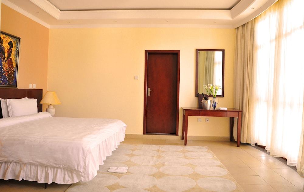 Tizeze Hotel — 5
